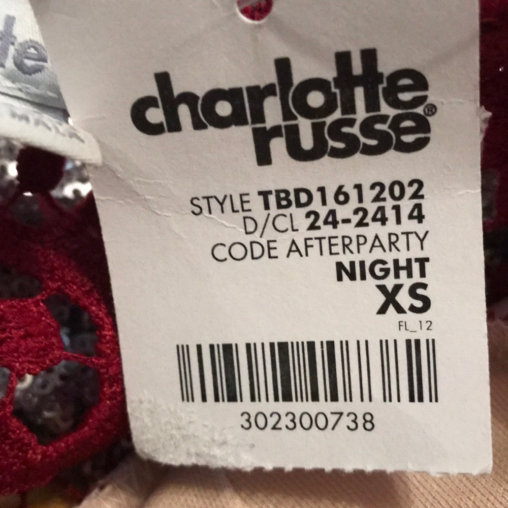 Dress - Picture 3 of 3